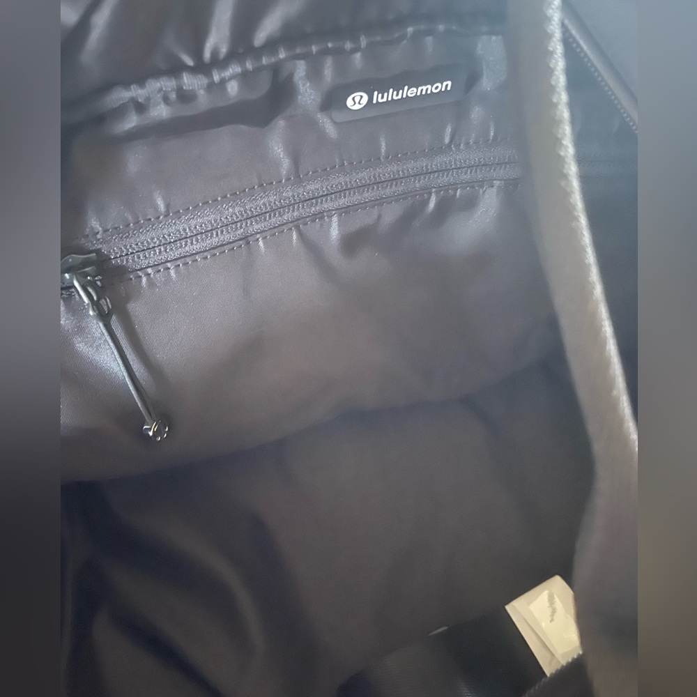 Lululemon City Adventurer Duffle Bag 29L - Picture 11 of 11